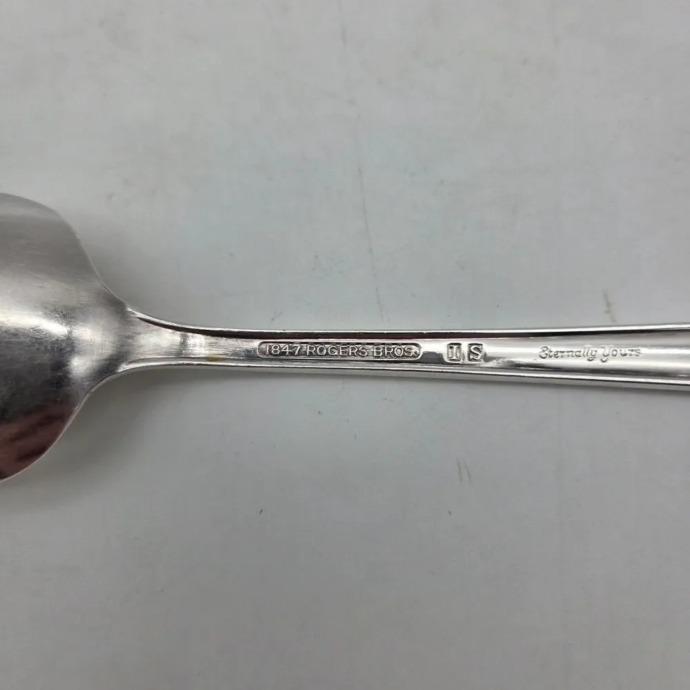 1847 Rogers Bros ETERNALLY YOURS Serving Spoons Set of 2 Tablespoons 8-3/8